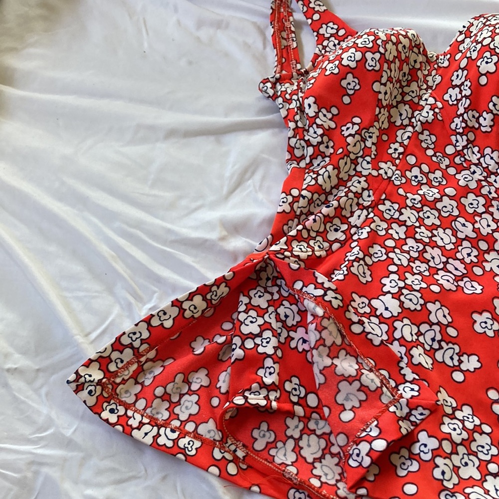 Bathing Suit - Picture 3 of 4